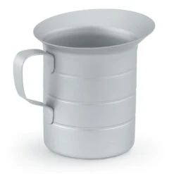 Vollrath® 68351 Wear-Ever® 2 Quart Aluminum Measuring Cup